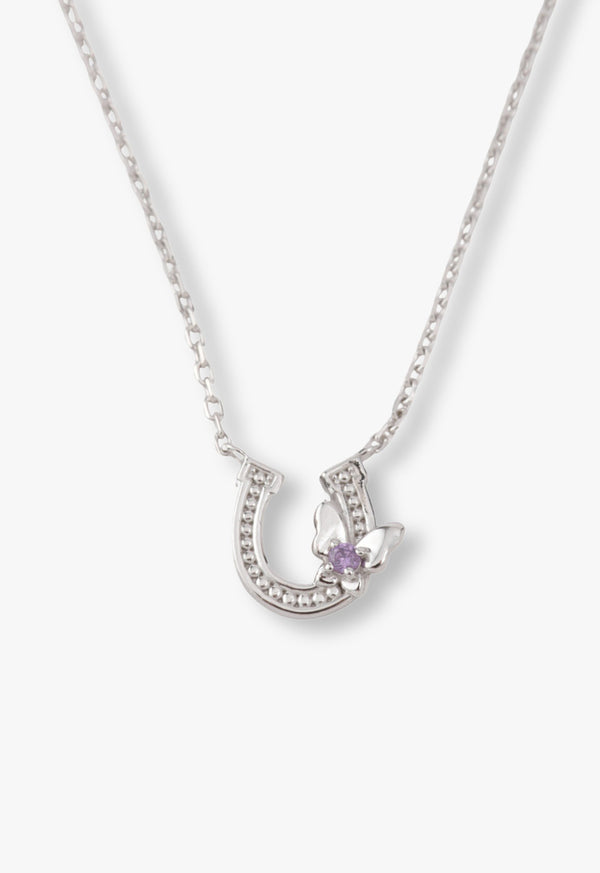 Horseshoe motif necklace