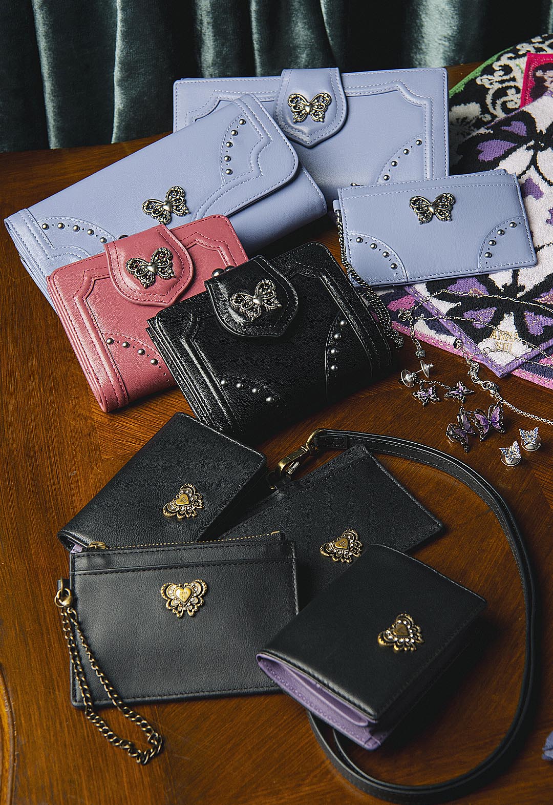 Wing Box Coin Purse & Card Holder