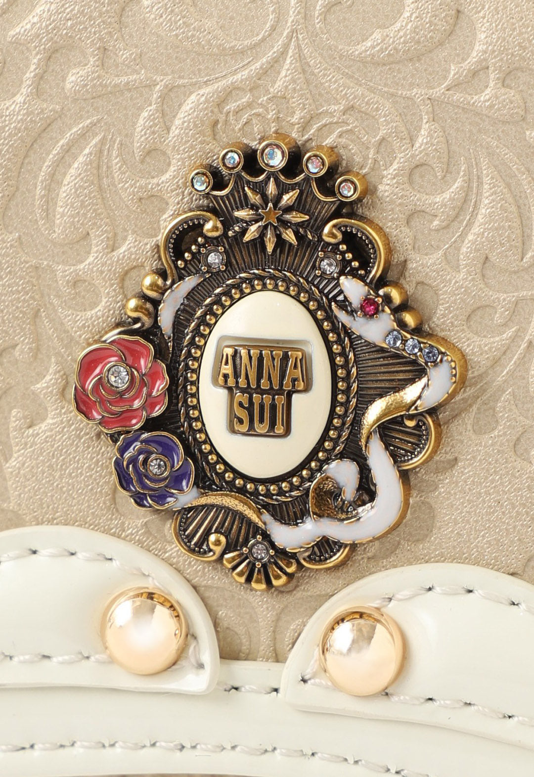 セルパン-二つ折り口金財布